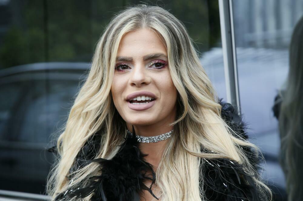 SKANDALOZNE TVRDNJE BIVŠE DRUGARICE MARIJANE ZONJIĆ: Spava sa MUŠKARCIMA i to za HRANU za FRIŽIDER?!