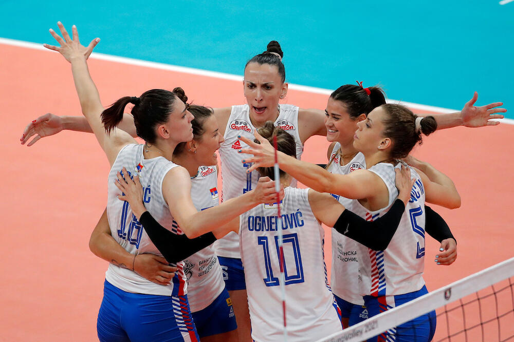 NAPOKON SU PALE I TE RUSKINJE: Srpske odbojkašice posle velike borbe prvi put savladale Rusiju na prvenstvu Evrope!