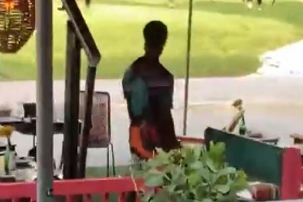 UBICA PLESAO NAD TELOM ŽRTVE: Ludački se smejao dok je pucao, pre STRAVIČNOG ZLOČINA nišanio i BEBU! (VIDEO)