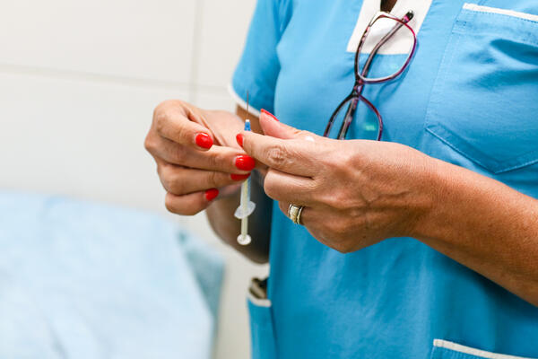 U HRVATSKOJ RASTE BROJ ZARAŽENIH: U poslednja 24 časa umrlo 6 osoba od posledica korona virusa