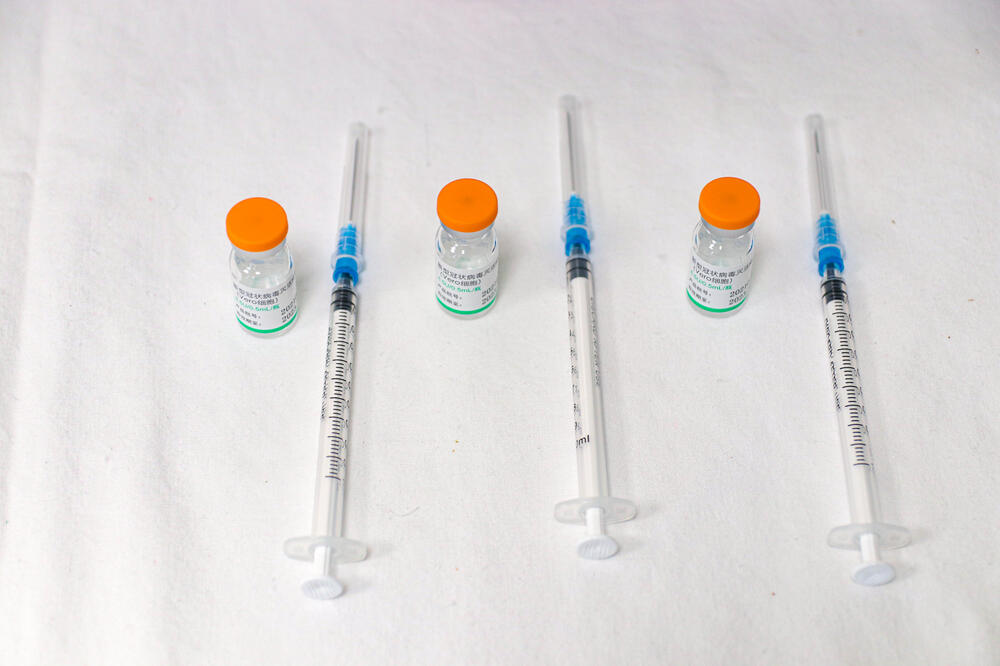 Uskoro odobrenje buster doze vakcine za adolescente u Americi