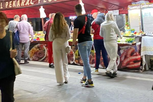ESPRESO PAPARAZZO: Naš voditelj ulovljen sa devojkom na Roštiljijadi u Leskovcu (FOTO)