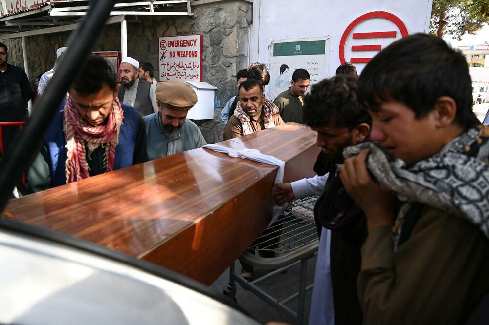 Talibani: Vojska SAD izvela vazdušni udar na vozilo sa bombašem samoubicom