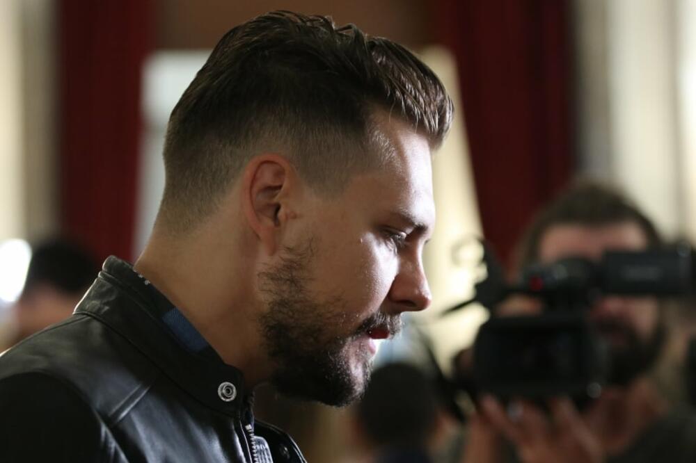 PUŠKA MU JE OTKINULA PRST: Miloš Biković otkrio sve o VELIKOJ TRAGEDIJI na snimanju!