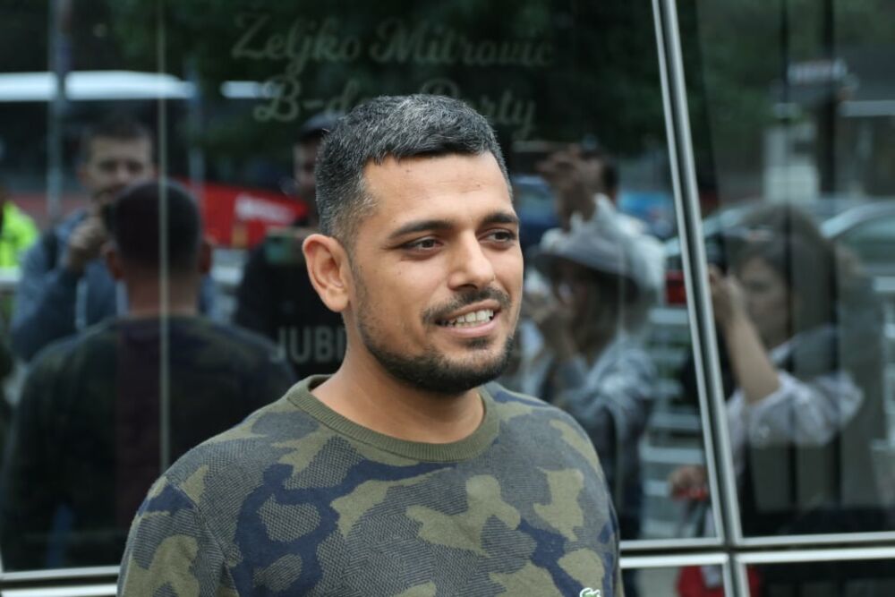 Mladoženja, Bora Santana