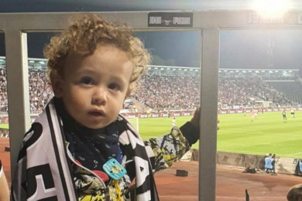 PUBLIKA JE BILA 12. IGRAČ U HUMSKOJ: A najmlađi navijač Partizana je bio mali Miloš! (FOTO)