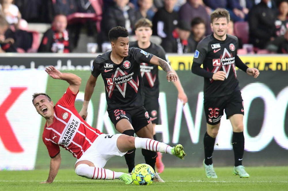 Mitjilend, FK Mitjilend, Anders Drejer, Mario Gece, Paulinjo