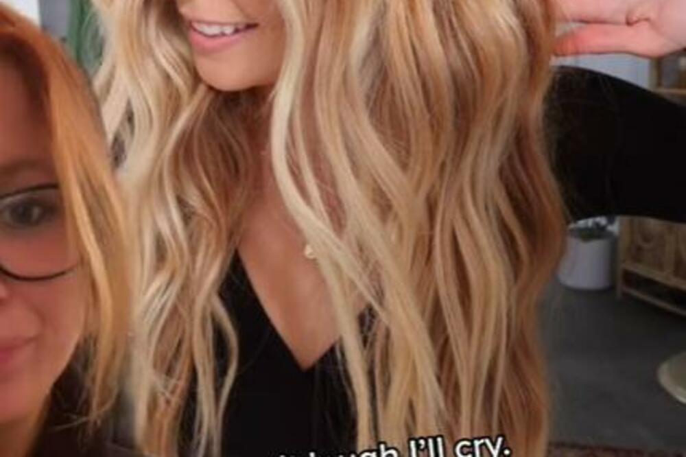 'AKO SE NE SMEJEM, PLAKAĆU!': Devojka potrošila bogatstvo da bi joj kosa izgledala OVAKO (VIDEO)