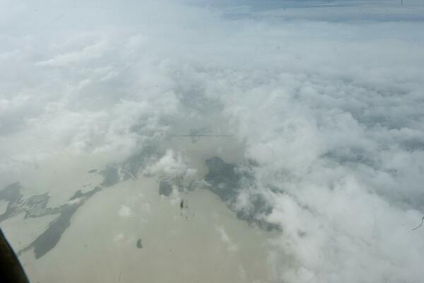 HILARI PRETI AMERIKANCIMA: Ove posledice mogle bi da budu STRAŠNE, evo ŠTA se sprema