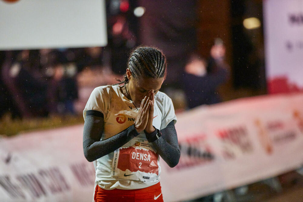 OSTVARILA SVOJ SAN: Etiopljanka oborila svetski rekord u polumaratonskoj trci (FOTO)