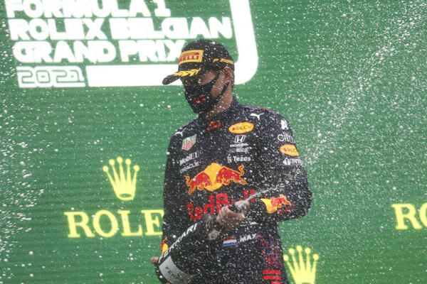 FERSTAPEN NIKADA LAKŠE NIJE DOŠAO DO POBEDE: Holanđanin slavio u Belgiji, iako se nije vozilo!