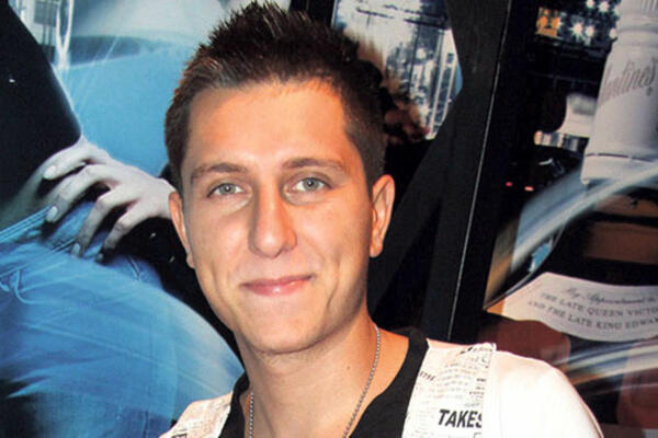 OŽENIO SE POBEDNIK PRVOG GLASA SRBIJE! Pogledajte kakvoj lepotici se zakleo na večnu ljubav! (FOTO)