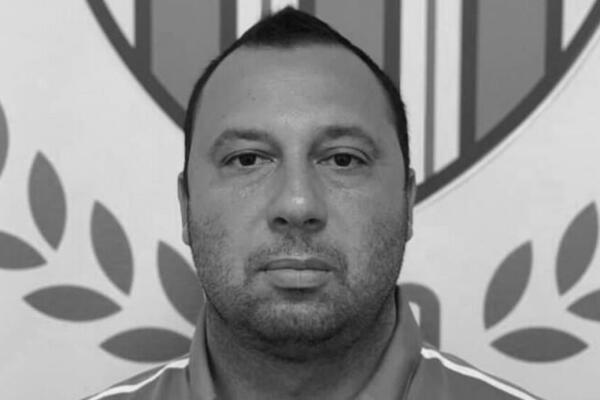STRAŠNA TRAGEDIJA U BUGARSKOJ: Munja ubila trenera (41) usred utakmice, lekara NIJE BILO!