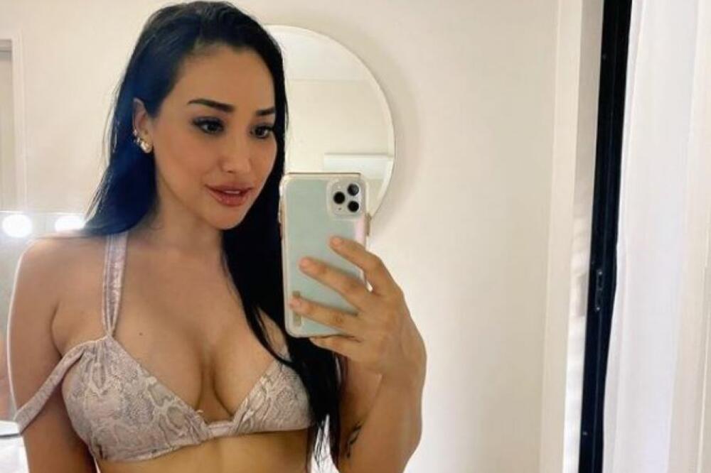 "OSEĆAM SE KAO DA MI JE PRVI PUT": 12 godina nije VODILA LJUBAV, otkrila kako se spremala za novog DEČKA! (FOTO)