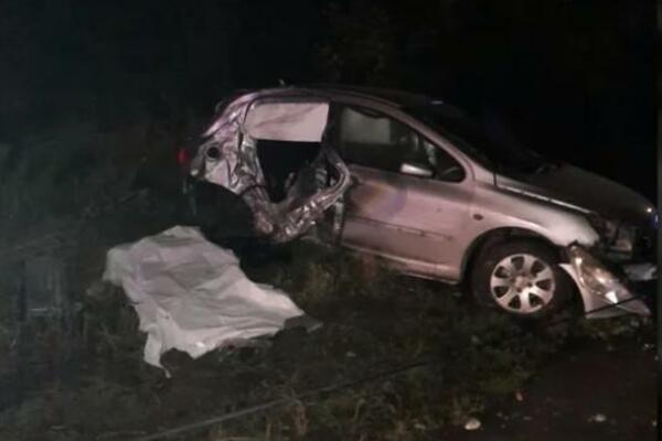 NAJNOVIJI DETALJI STRAVIČNE NESREĆE U ZEMUN POLJU: Vozač nije imao dozvolu, dečak (8) u komi, devojka nastradala