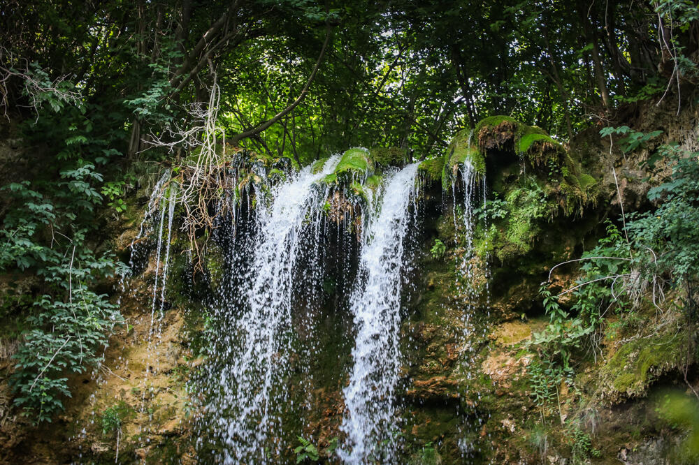 Ovo su najlepša izletišta u Srbiji: Za Prvi maj garantovano neće biti gužve, a priroda je božanstvena (FOTO)