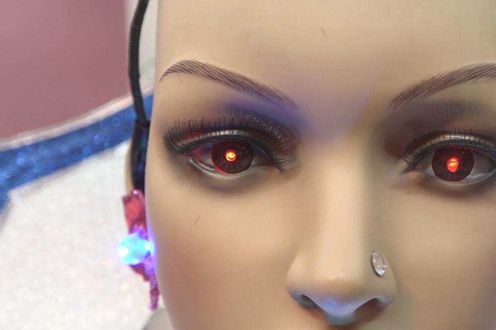 ČUDO KINESKE TEHNOLOGIJE! Osmišljen ROBOT koji stvara 3D modele RATNIKA