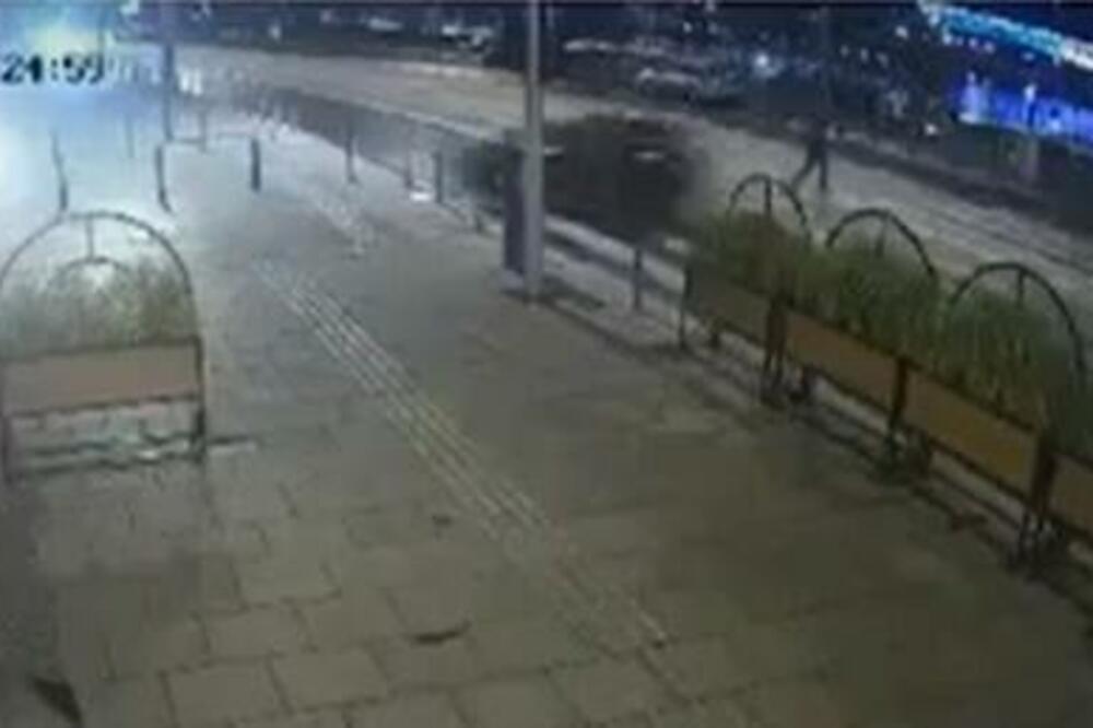 VESIĆ SE OGLASIO POVODOM BAHATOG VOZAČA IZ KARAĐORĐEVE: Kolika je kazna za takve ljude?