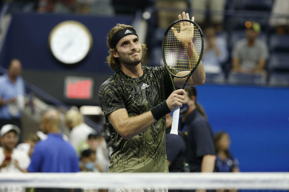 MORAO JE DA ODGOVORIO NA MARIJEVE OPTUŽBE: Cicipas objasnio zašto se tako dugo zadržao u svlačionici!