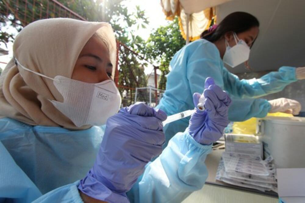 NAGLI PORAST ZARAŽENIH PTIČJIM GRIPOM U KINI: Stručnjaci upozoravaju da je soj MUTIRAO!