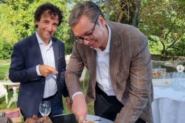 VUČIĆ U SLOVENIJI PREZENTOVAO POSEBAN KULINARSKI SPECIJALITET: Namenjeno je njemu