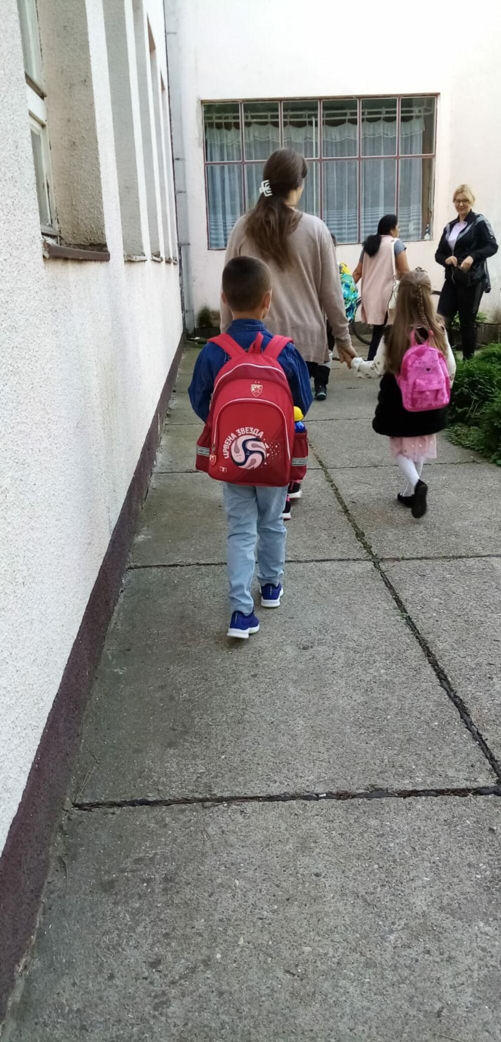 Mihailo prvak, prvi rayred, osnovna skola, prvak