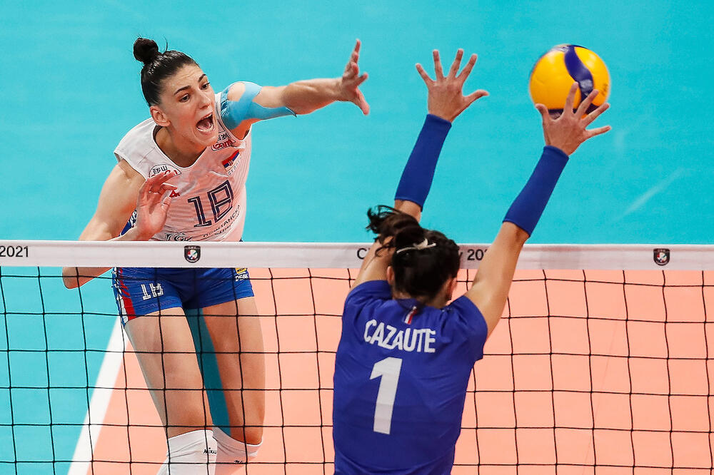 ONO ŠTO JE TIJANA URADILA U PRVOM SETU NIKO DO SADA NIJE USPEO: Srpska odbojkašica ušla u istoriju ovoga sporta!