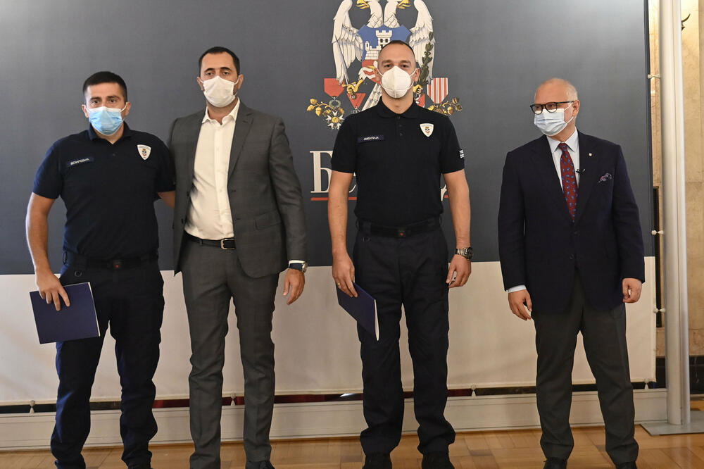 VESIĆ: "Unapređujemo komunalnu miliciju i komunalni red u Beogradu"