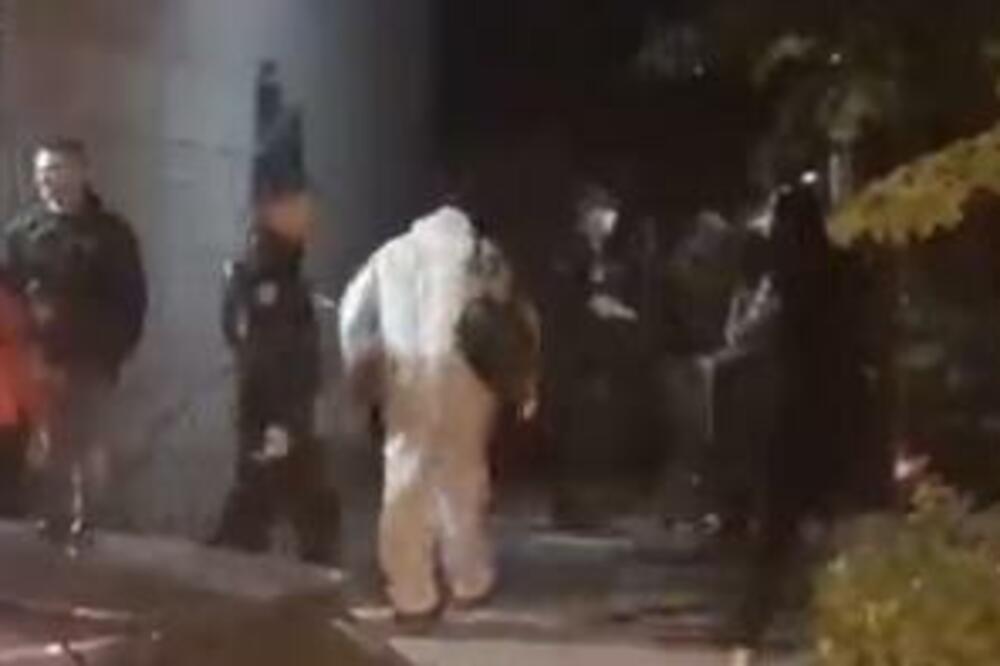 PRVI SNIMAK SA MESTA KRVOPROLIĆA U NOVOM SADU! Čuo se rafal, jedan mladić je UBIJEN (ŠOK VIDEO)