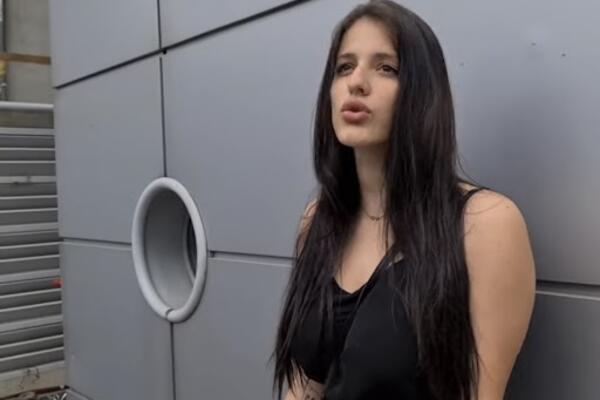 ZADRUGARKA DOŽIVELA NERVNI SLOM PA PRIZNALA DA JE LEZBIJKA: "Nikada mi niko nije pružio ono što je ona"