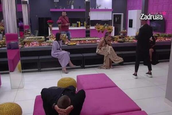 DALILA I IRMA IŠLE ZAJEDNO U OSNOVNU ŠKOLU: U lošim odnosima su zbog ALEKSANDRE SUBOTIĆ!