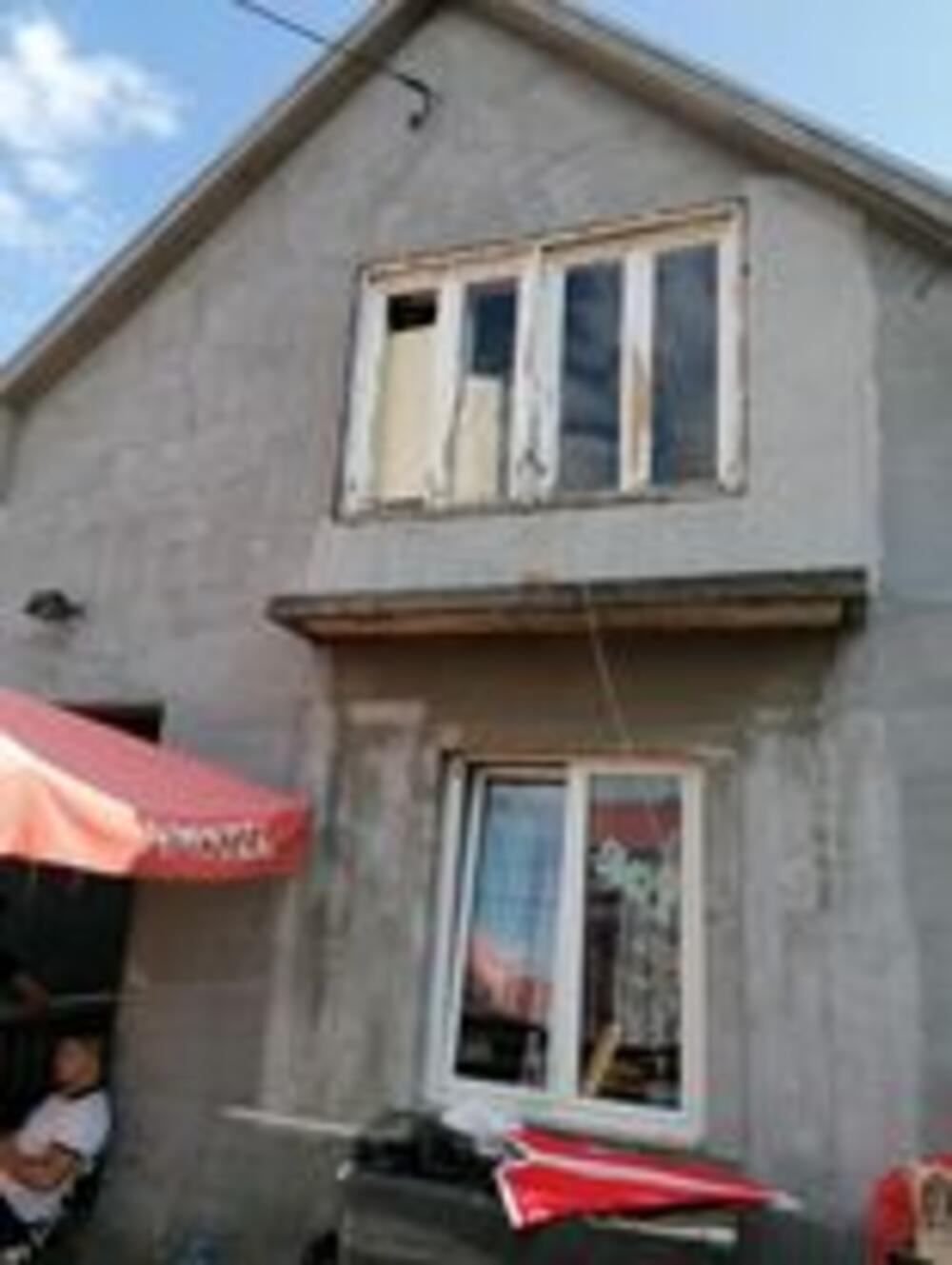 Porodica Trnić, Jovana Trnić, Ljubomir Trnić