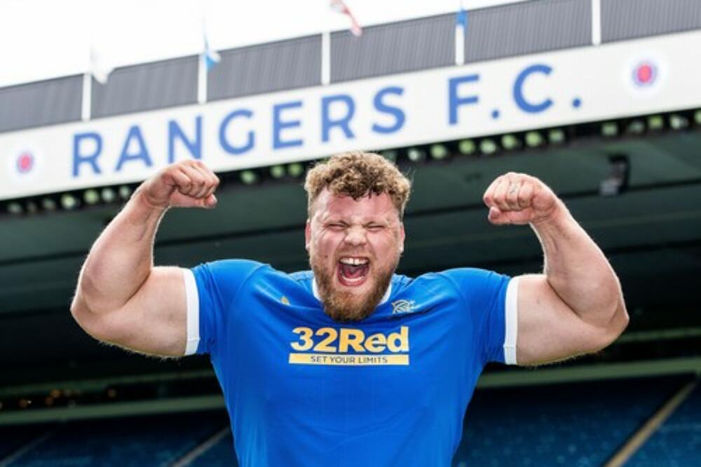 OVAJ GRMALJ OD 180 KG IMA AUTIZAM: E, da, usput je i NAJJAČI ČOVEK NA PLANETI! Upoznajte Toma Stoltmana! (VIDEO)