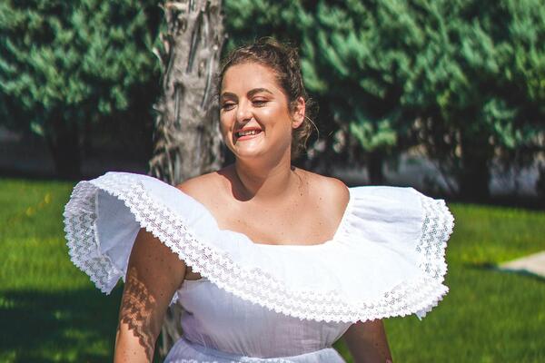 FANK JE PONOVO U MODI! Dana Karić u potpuno ovom izdanju