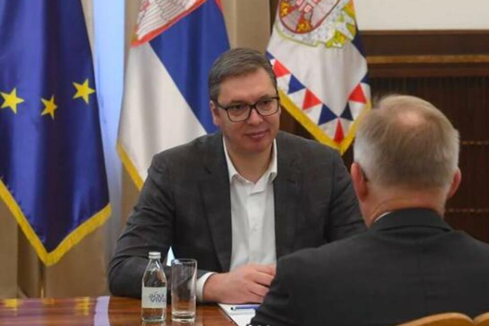 Vučić se sastao sa šefom Misije OEBS Janom Bratuom! (FOTO)