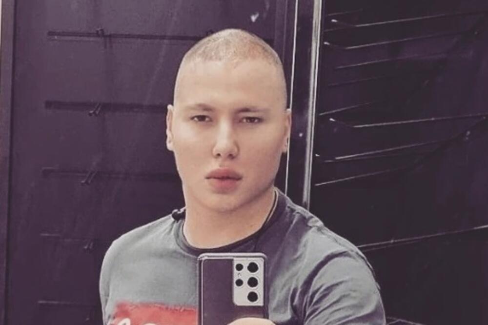 ŠOK! BRENDON IZVEO ZADRUGARKU DA TRAŽE SPONZORE ZA GRUDI: Ona tražila krvne grupe za PIJENJE KRVI! (VIDEO)