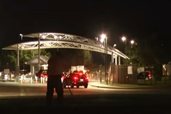 PUCNJAVA U BAZI U KOJOJ JE DOGOVOREN DEJTONSKI SPORAZUM: Zatvorena na više sati (VIDEO)