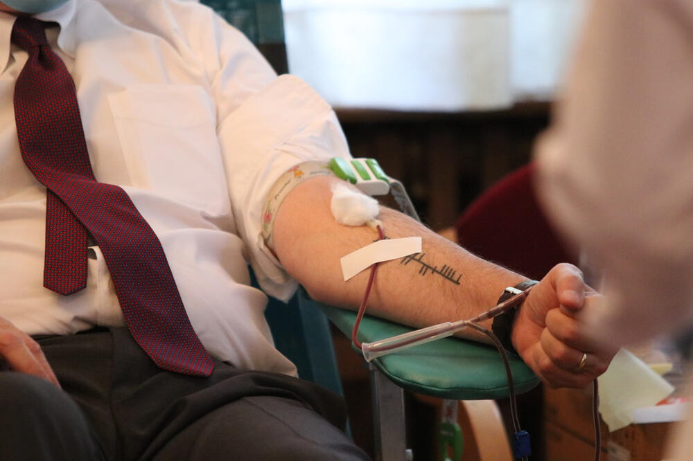 OTIŠAO DA DONIRA KRV I VEOMA BRZO SU GA ODBILI: Kada vidite zašto, FRAPIRAĆETE SE, AU