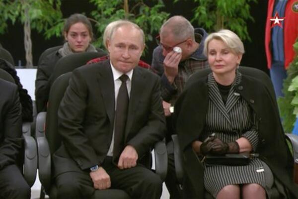 S-500 PROMETEJ ULAZI U OPERATIVNU UPOTREBU: Putinov odgovor na NATO letove (VIDEO)