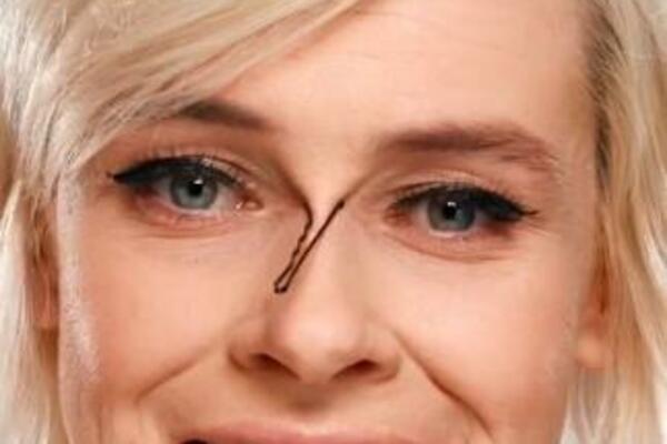 ŽENE MASOVNO STAVLJAJU UKOSNICU NA NOS: Pogađajte zašto to SEBI RADE! (VIDEO)