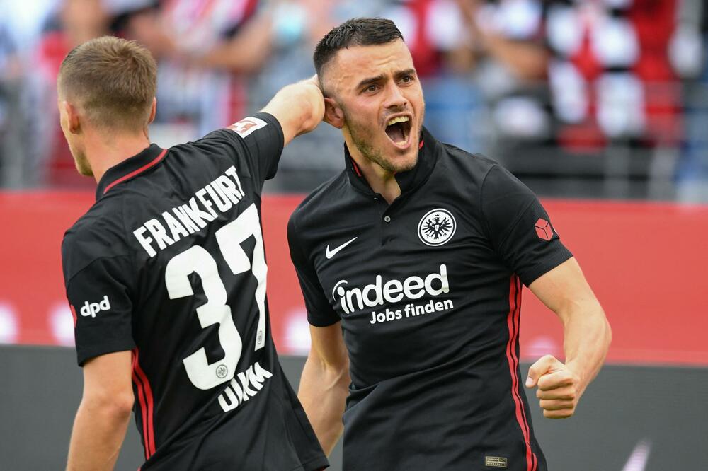 FILIP KOSTIĆ IGRA U SJAJNOJ FORMI: A zbog toga može biti nagrađen jednim priznanjem koji ne dobija svako!