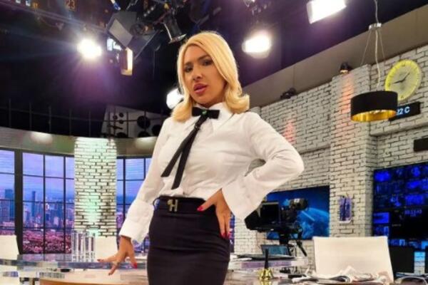 NA PINKU SE DESILO ČUDO: Jovana Jeremić pričala sa TITOM!