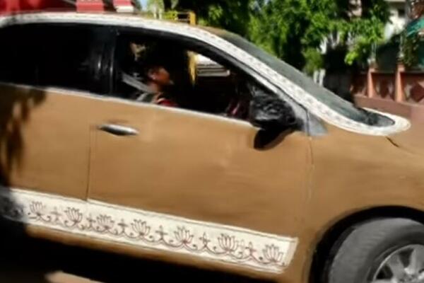 CRKLA JOJ KLIMA, PA JE AUTO PREMAZALA NEČIM VEOMA GADNIM: Ima i SNIMAK, ulazite na SOPSTVENU ODGOVORNOST! (VIDEO)