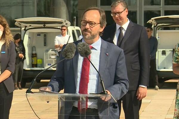 DELEGACIJA EU ODLAŽE SVE DOGAĐAJE U SRBIJI: Doneta odluka