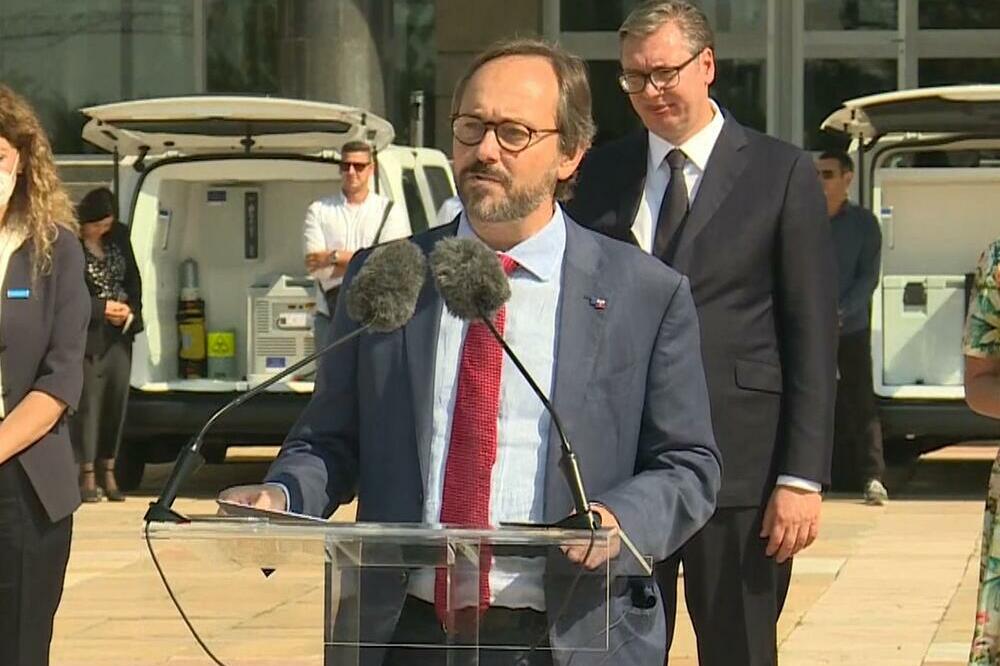 DELEGACIJA EU ODLAŽE SVE DOGAĐAJE U SRBIJI: Doneta odluka