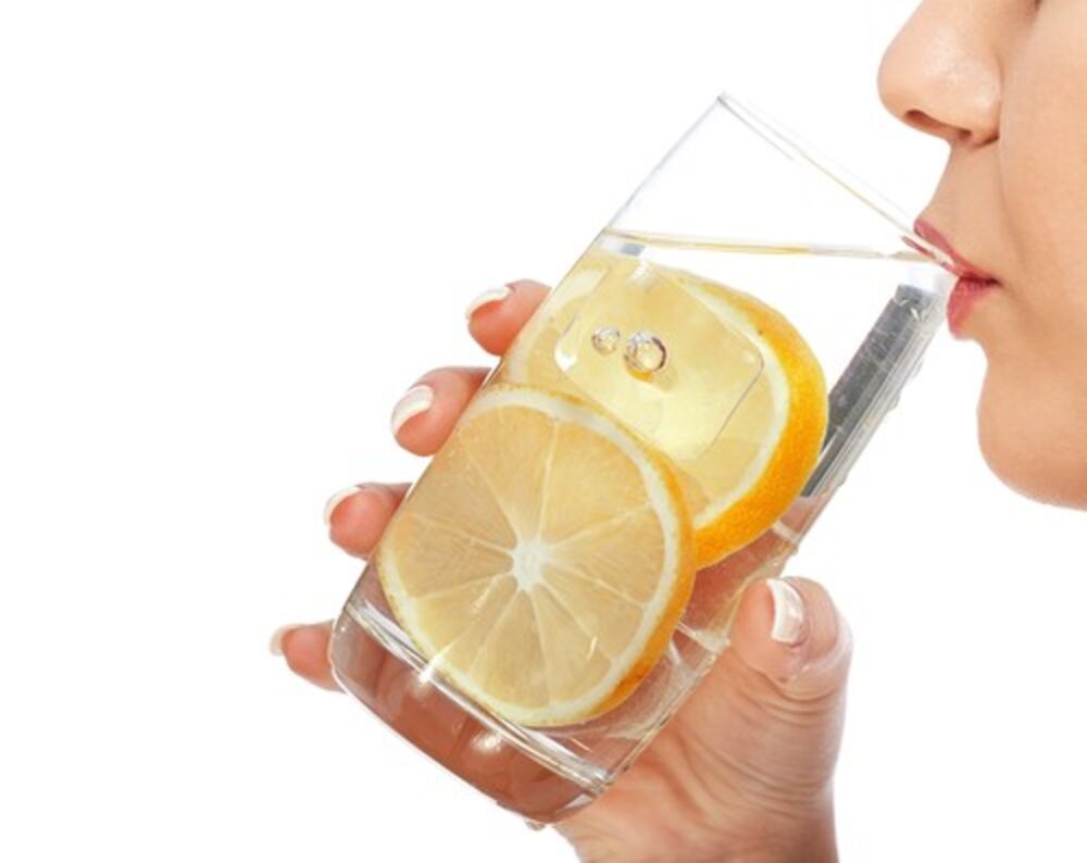 Voda sa limunom