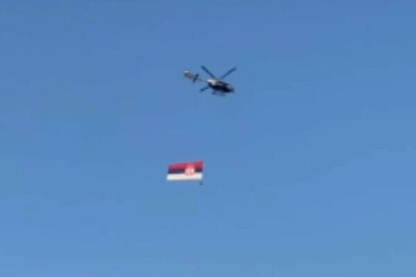 OVAKO ĆE SUTRA BITI OBELEŽEN DAN SRPSKOG JEDINSTVA: Paljba, helikopteri, konjica.. pričaće i VUČIĆ!