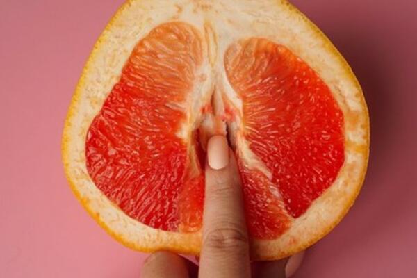 5 NAMIRNICA ZASLUŽNIH ZA DOBAR UKUS VAGINE: Muškarci, ovo je neophodno da ZNATE