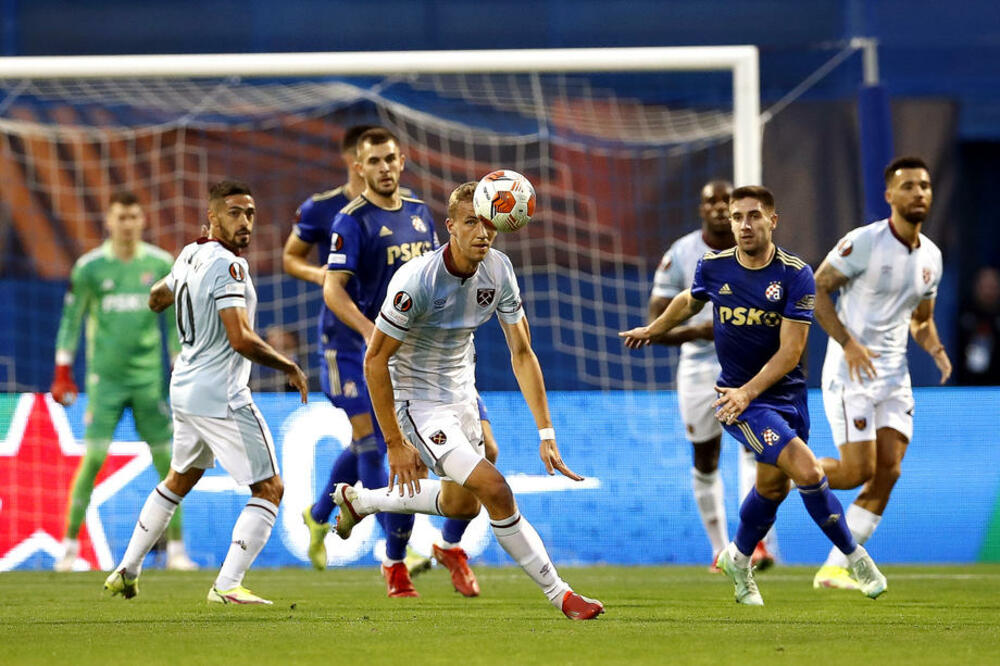 FK Dinamo Zagreb, FK Vest Hem