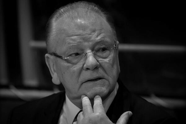 TRENER SAN ANTONIJA IZJAVIO SAUČEŠĆE PORODICI IVKOVIĆ: Bio je vrhunski poznavalac i majstor košarke (FOTO)